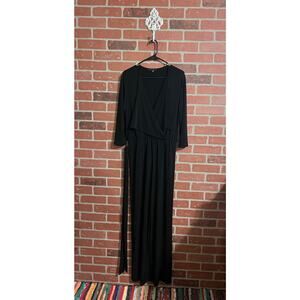 Tiana B. Black Long Sleeve V-Neck Jumpsuit - L
